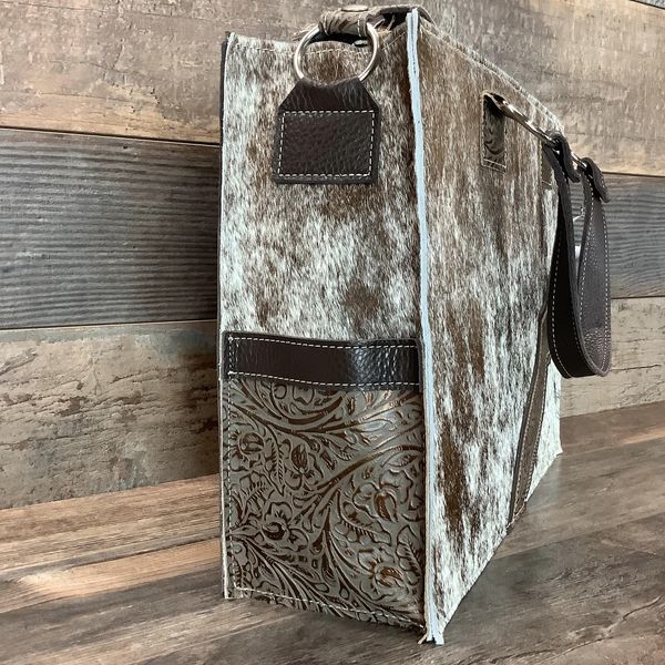 Get Outta Town Hybrid Tote #50980
