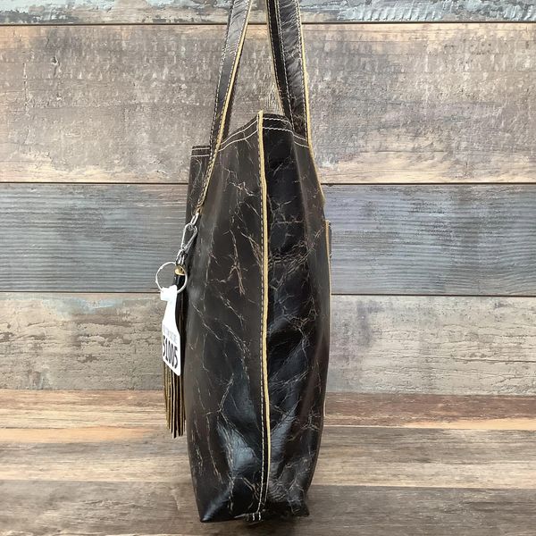 The Weekender  #51005