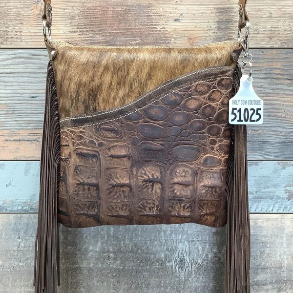 Crossbody with Front Pocket- #51025