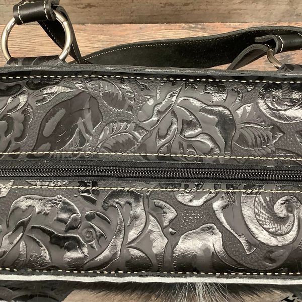 Get Outta Town Hybrid Tote #51297