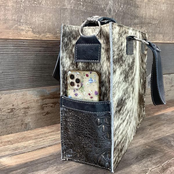 Get Outta Town Hybrid Tote #52014