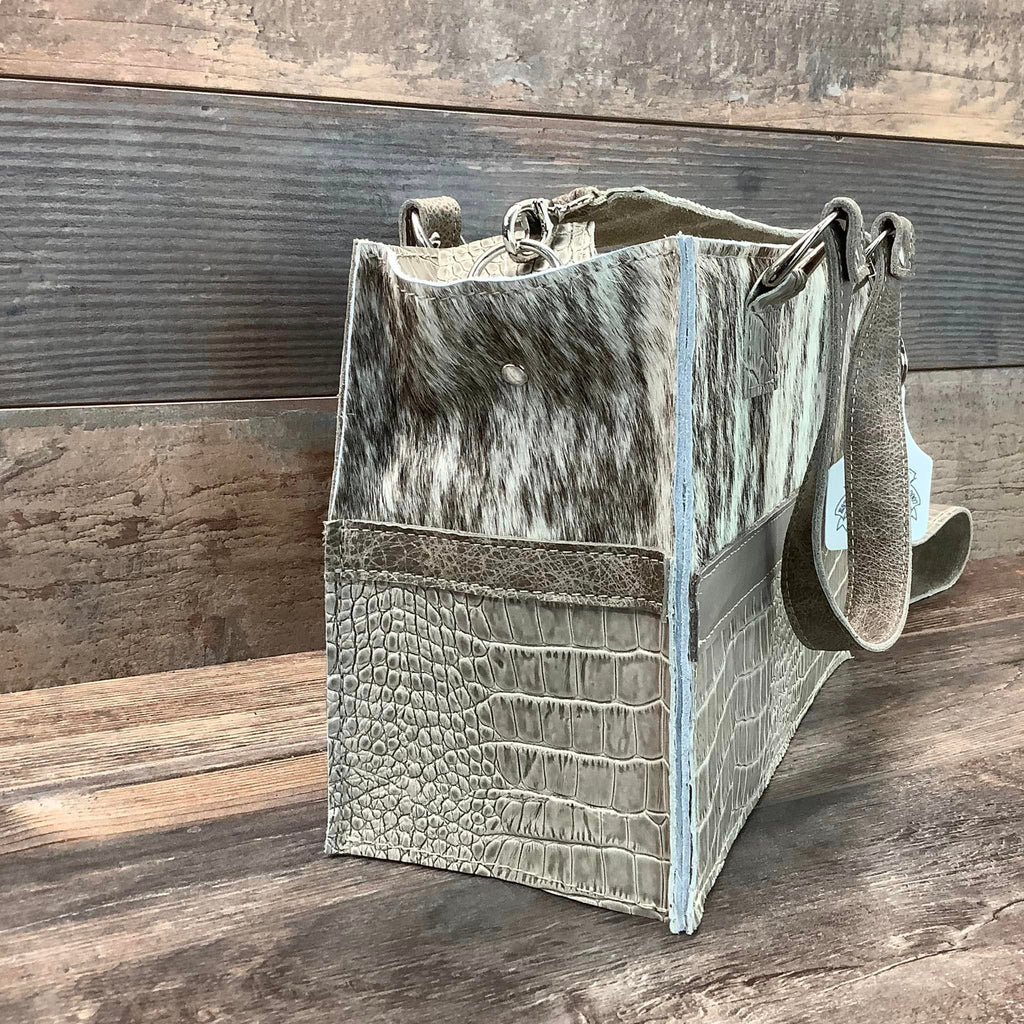 Small Town Tote - #51940
