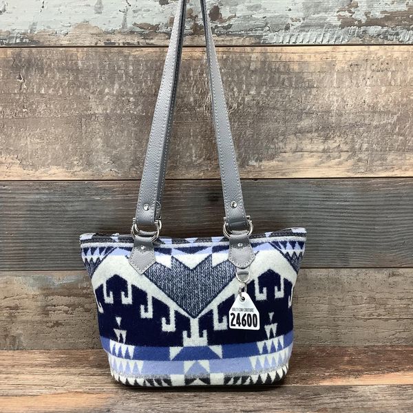 Mini Town Square Pendleton® #24600