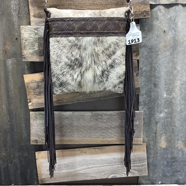 Exclusive Collection Crossbody ~ #1913