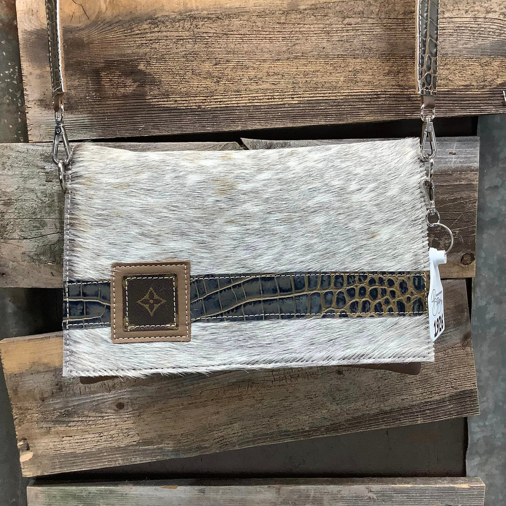 Exclusive Collection Classy Cowgirl - #1926