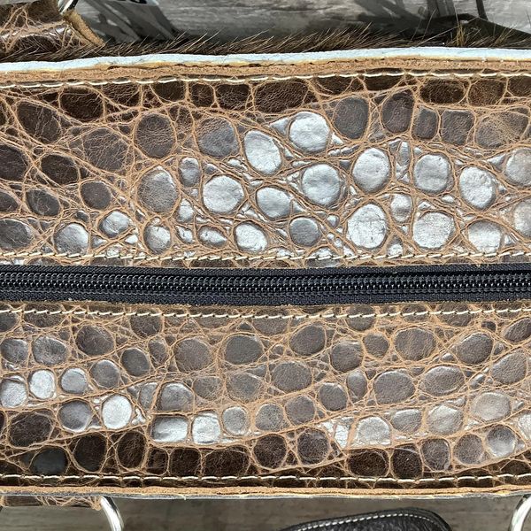 Get Outta Town Hybrid Tote #52580