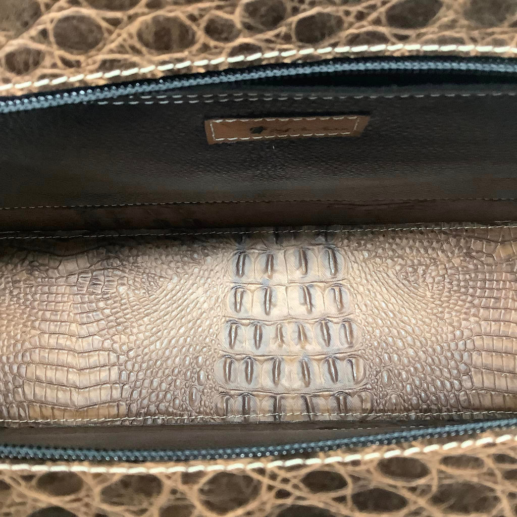 Get Outta Town Hybrid Tote #52580