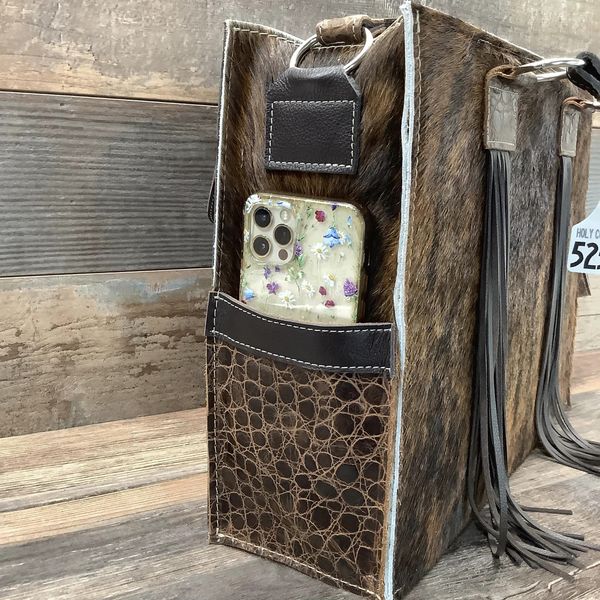 Get Outta Town Hybrid Tote #52580