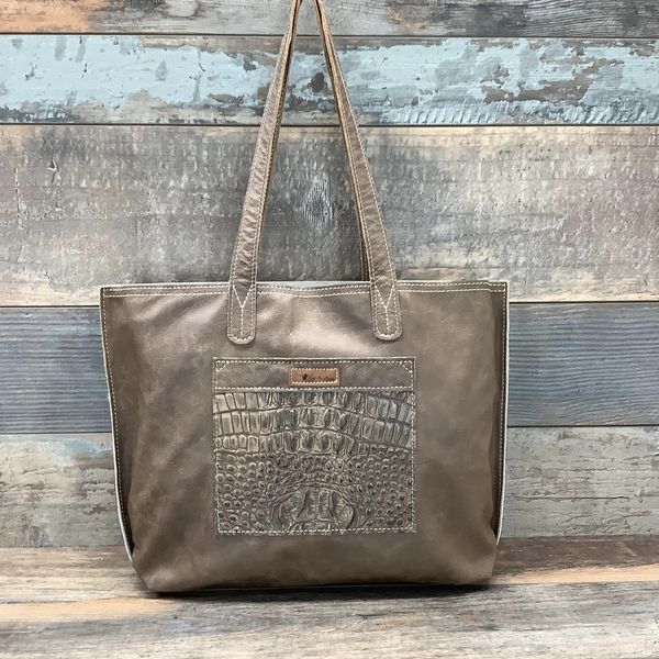 The Weekender  #52593