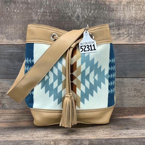 Feed Bucket Pendleton®  #52311