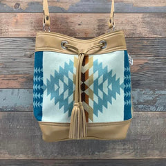 Feed Bucket Pendleton®  #52311