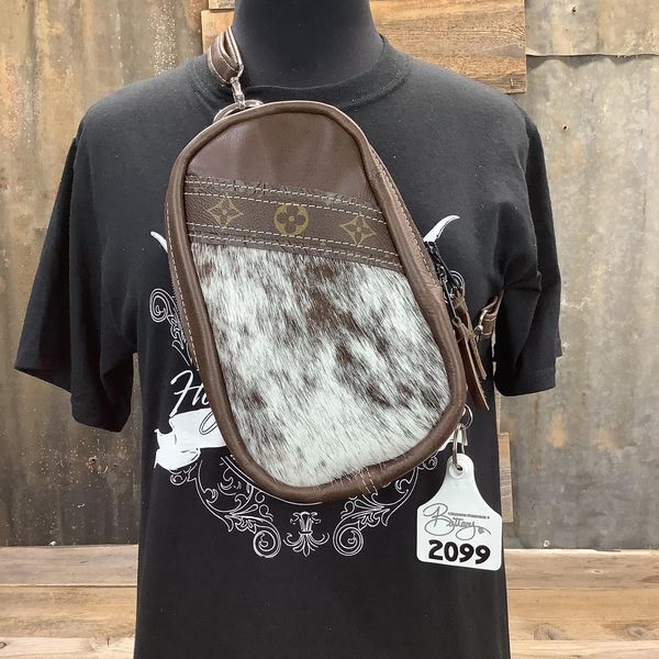 Exclusive Collection Bum Pack #2099