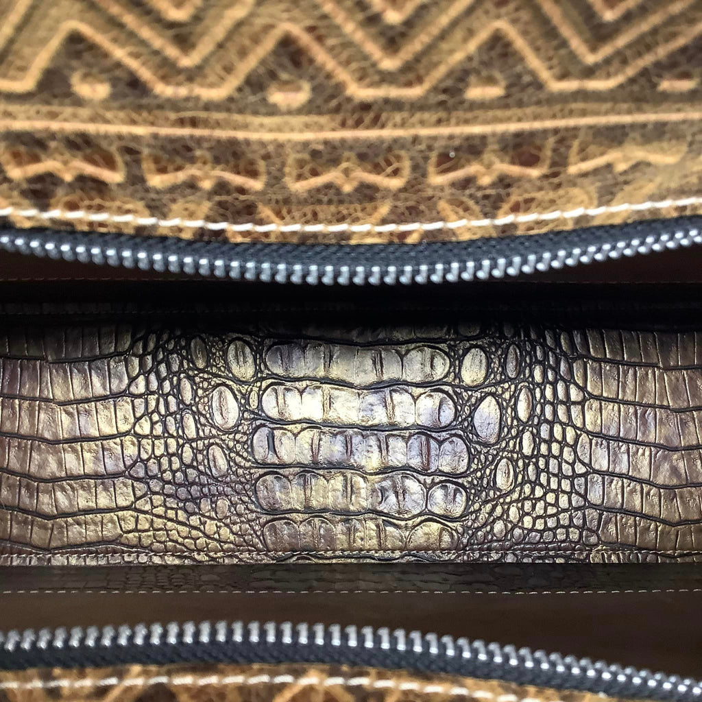 Exclusive Collection Get Outta Town Hybrid Tote #2094