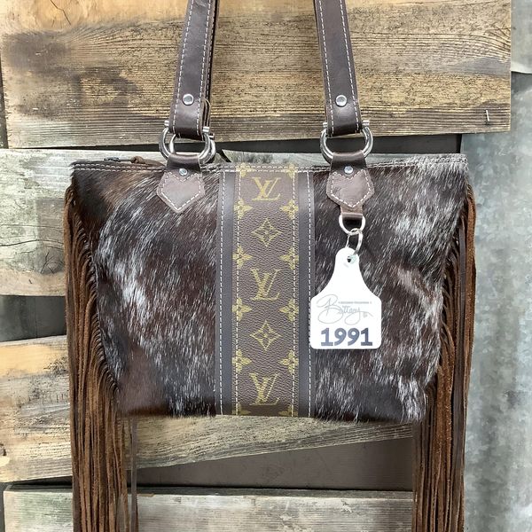 Exclusive Collection Mini Town Square 18" Fringe  #1991
