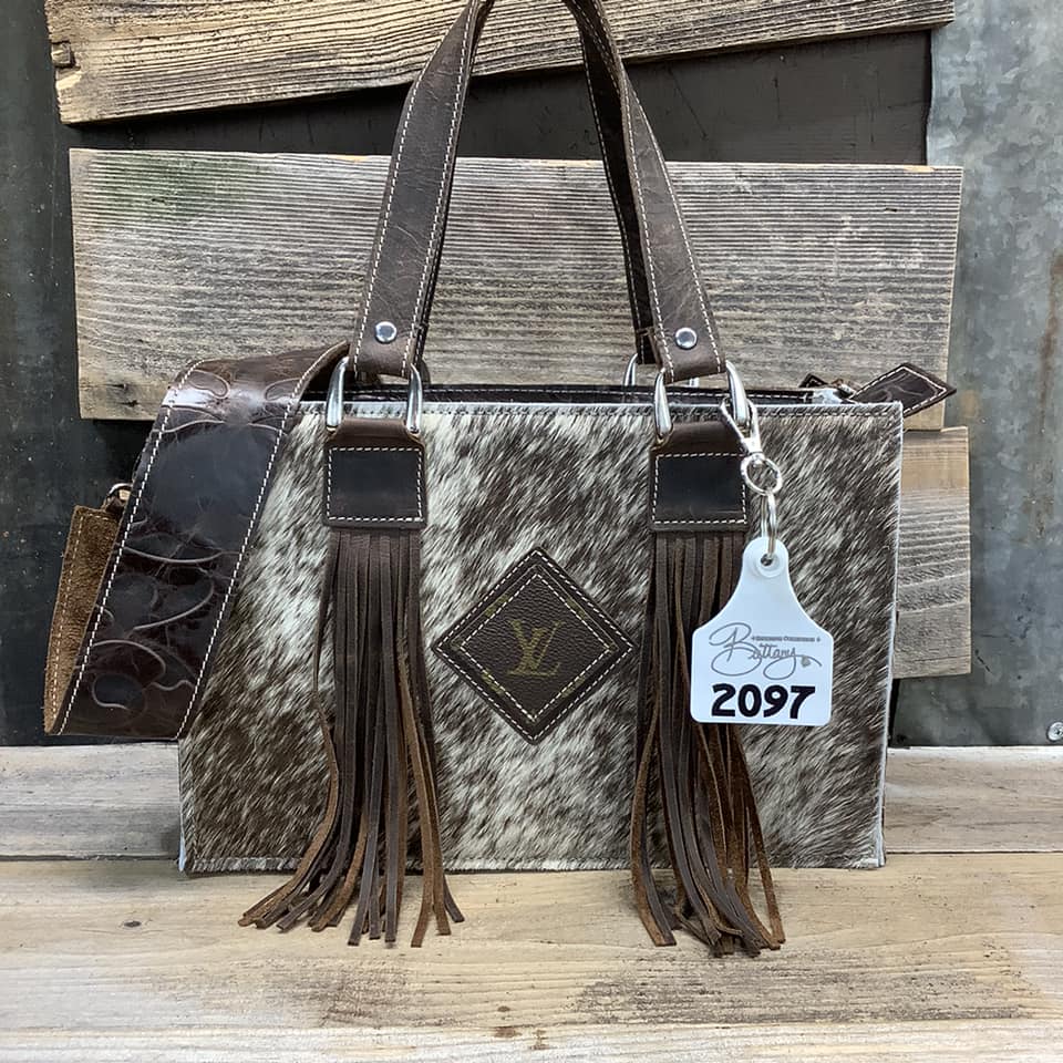 Exclusive Collection Small Town Tote - #2097
