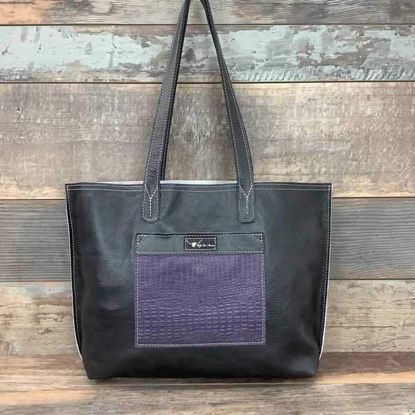 The Weekender  #52787