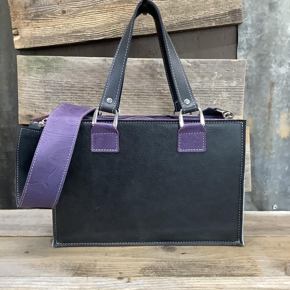 Exclusive Collection Small Town Tote #2141