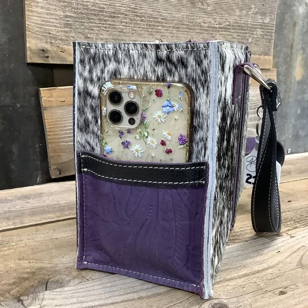 Exclusive Collection Small Town Tote #2141