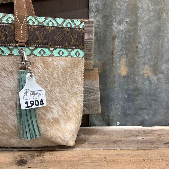 The Weekender Exclusive Collection  #1904