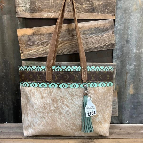 The Weekender Exclusive Collection  #1904