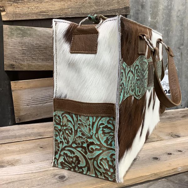 Exclusive Collection Get Outta Dodge Hybrid Tote  #2045
