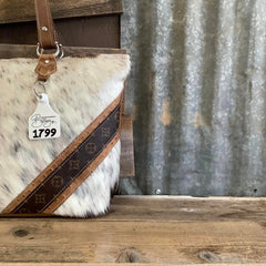Exclusive Collection Town Square #1799