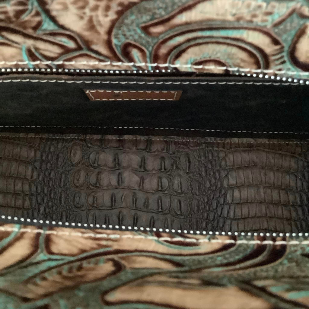 Exclusive Collection Get Outta Town Hybrid Tote #1785