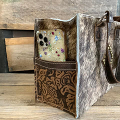 Exclusive Collection Small Town Tote #64000
