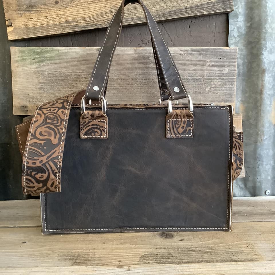 Exclusive Collection Small Town Tote #64000