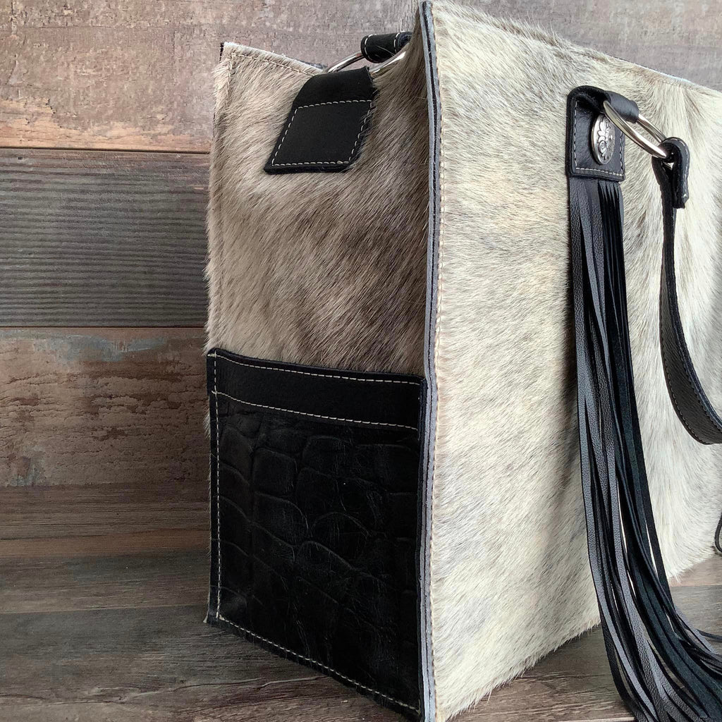 Get Outta Dodge Hybrid Tote #62079