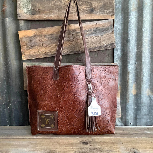 The Weekender Exclusive Collection  #326