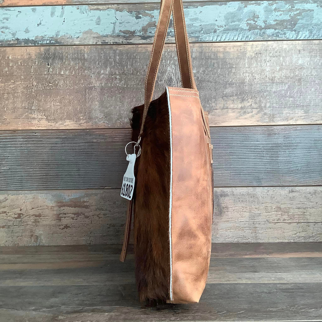 The Weekender #61802