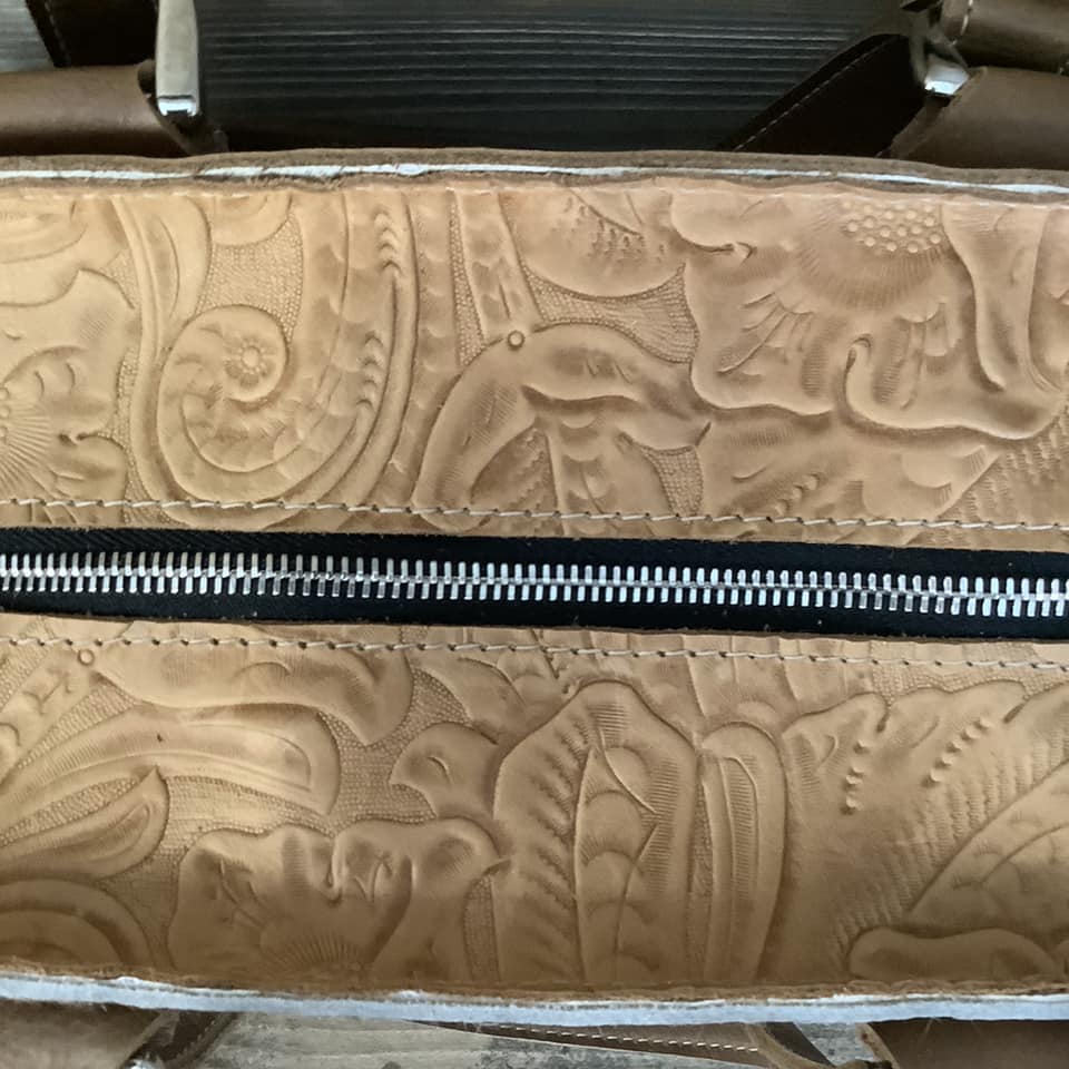 Small Town Tote #62126 BNF62