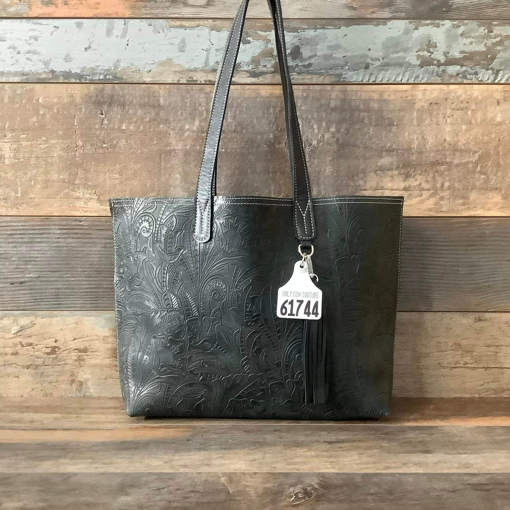 The Weekender #61744