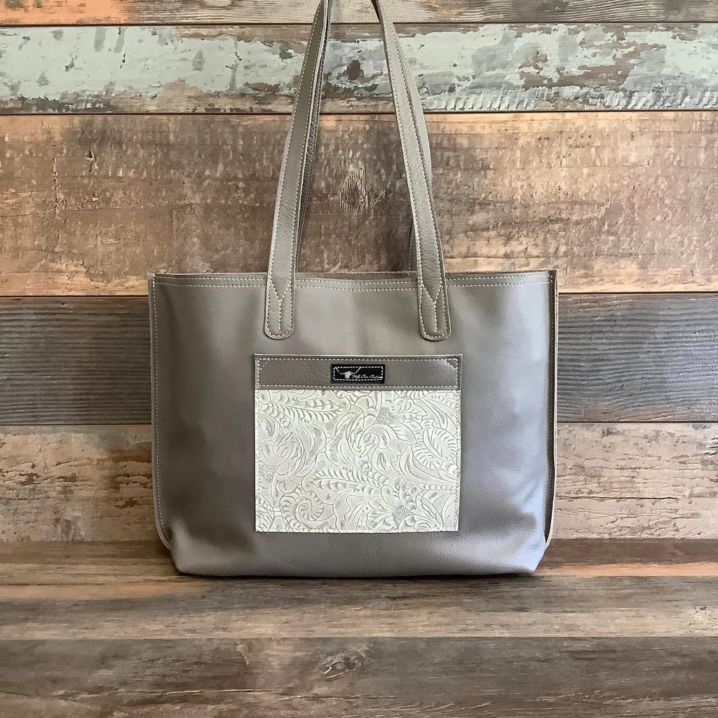 The Weekender #62278