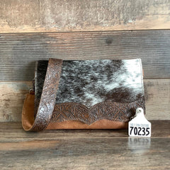 Classy Cowgirl #70235