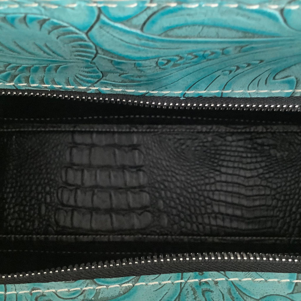 Get Outta Town Hybrid Tote #70070