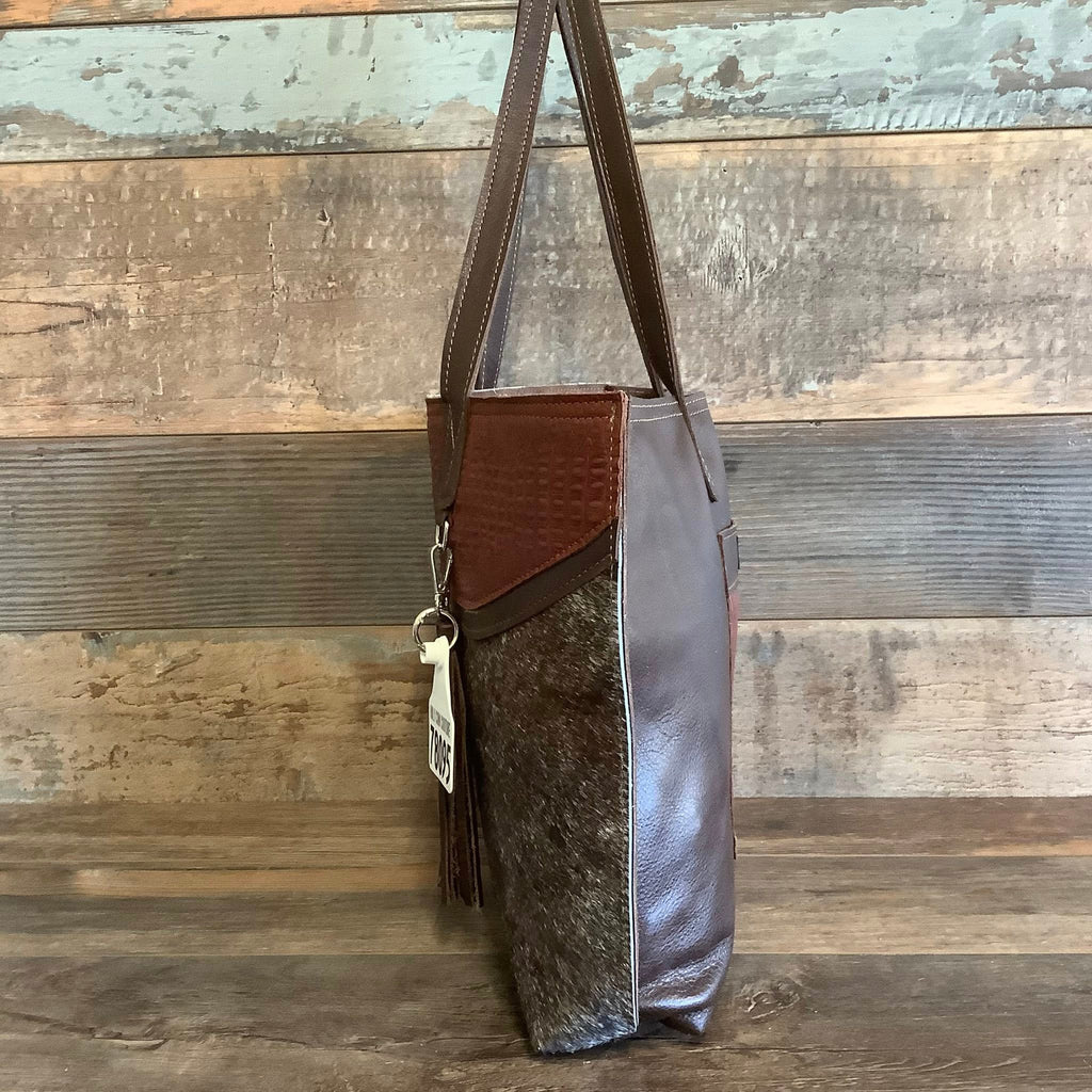 The Weekender #78095