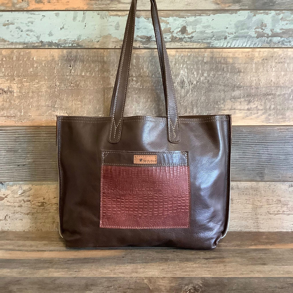 The Weekender #78095