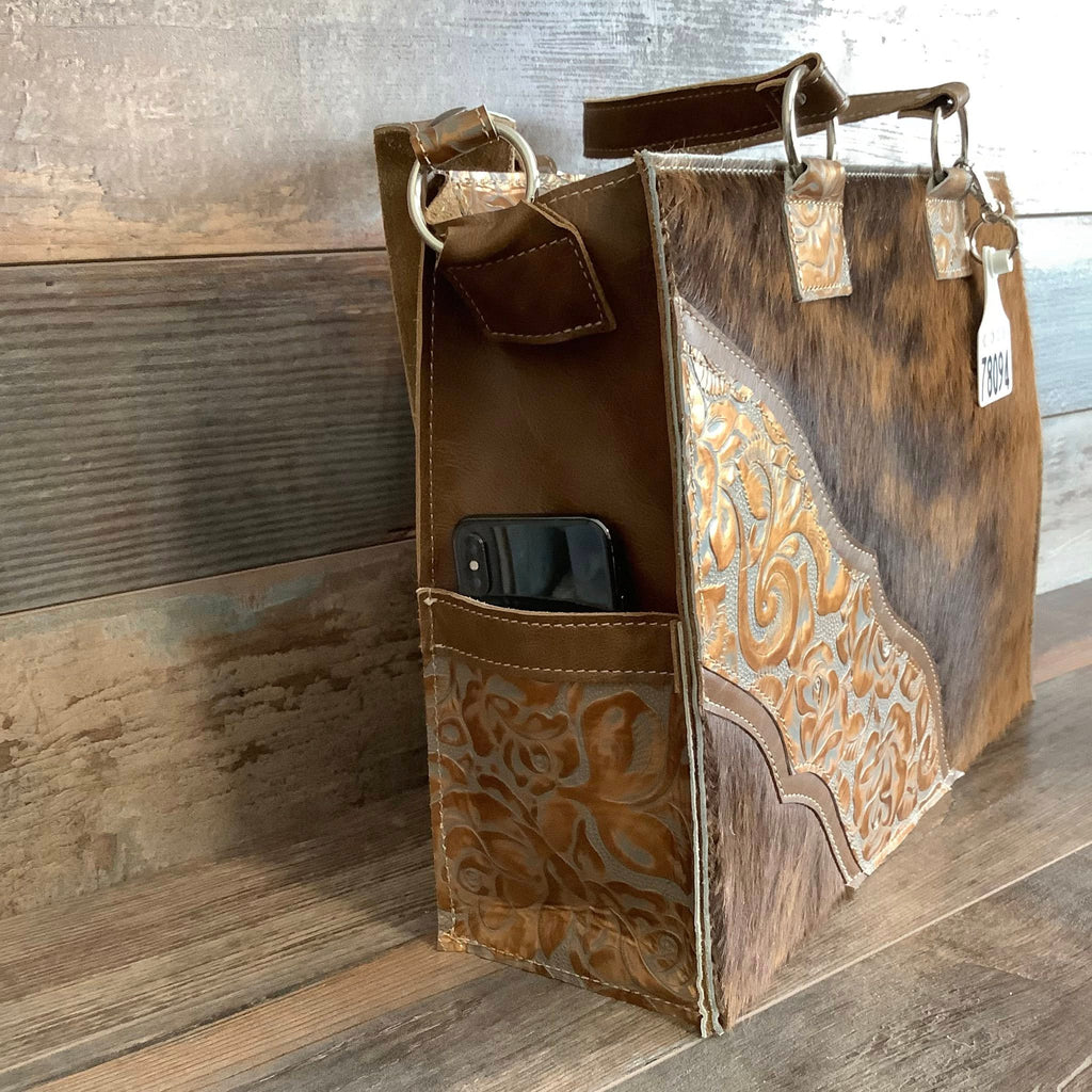 Get Outta Town Hybrid Tote #78094