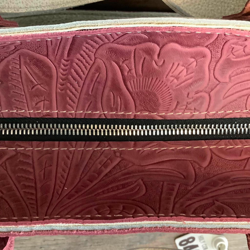 Small Town Tote #84921