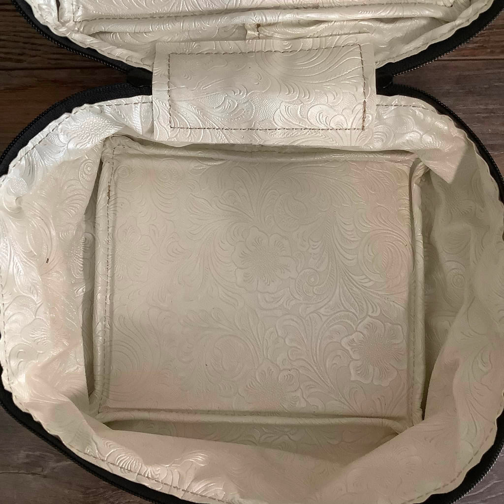 Train Case #82008