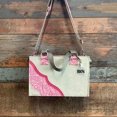 Small Town Tote #80496