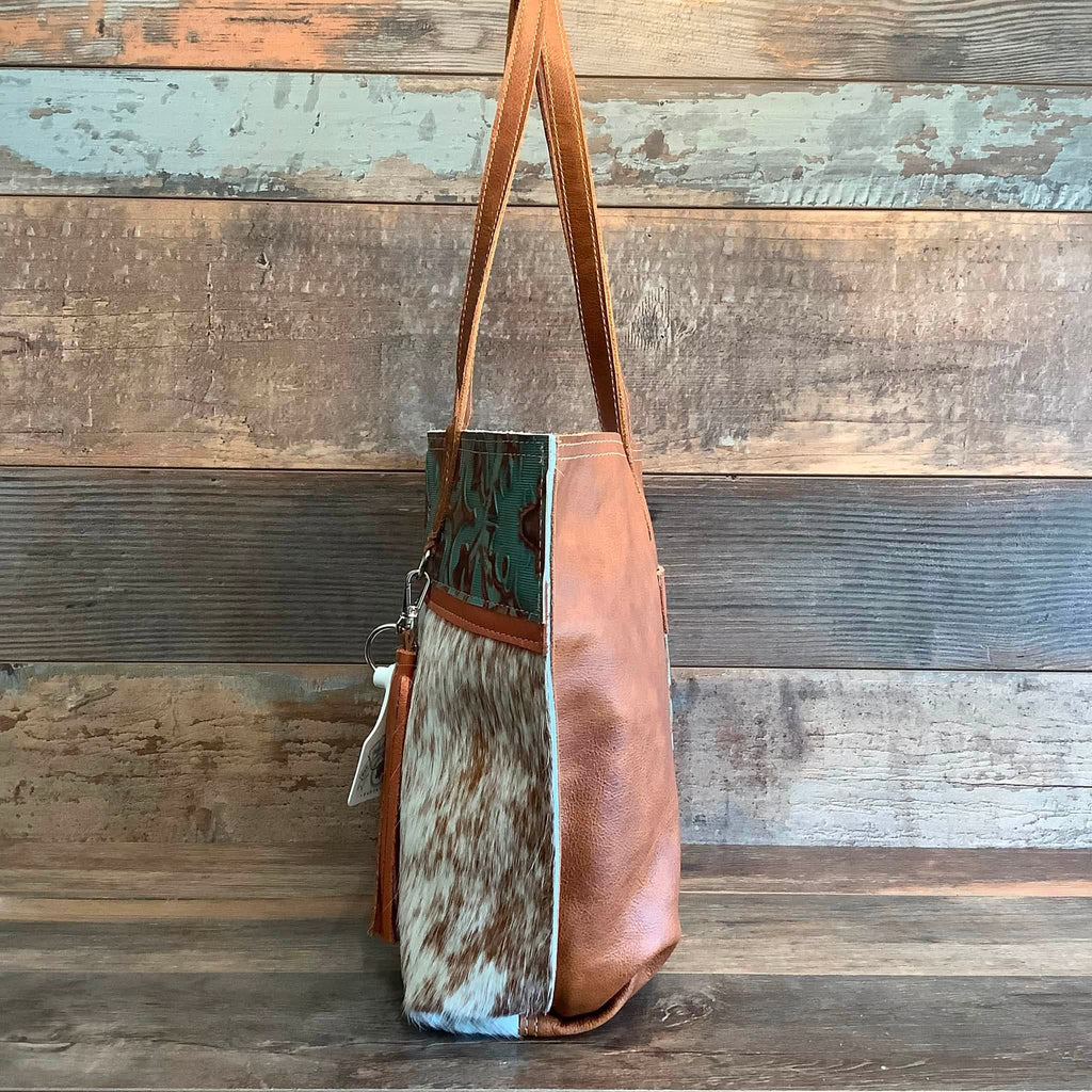 The Weekender #75470