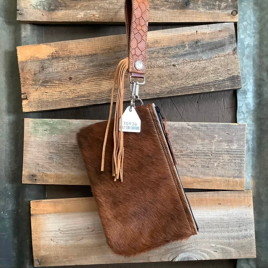 EXCLUSIVE WRISTLET CLUTCH SET #70936