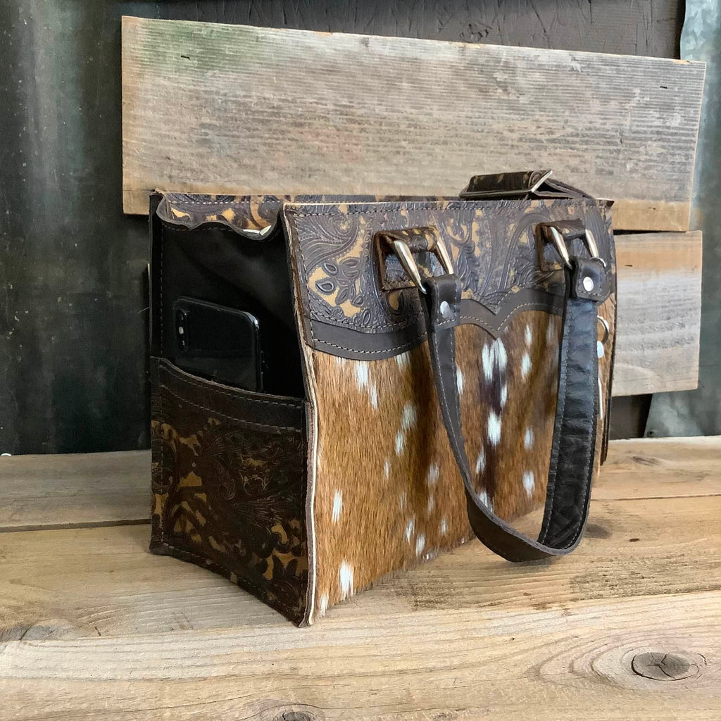 Small Town Tote Axis #84504