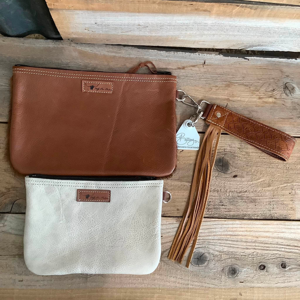 EXCLUSIVE WRISTLET CLUTCH SET #70936