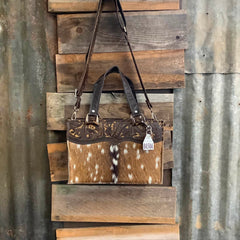 Small Town Tote Axis #84504