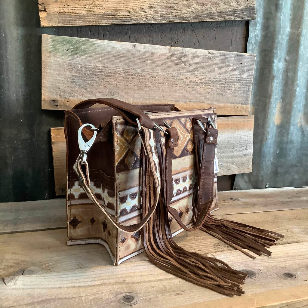 Small Town Tote #85691