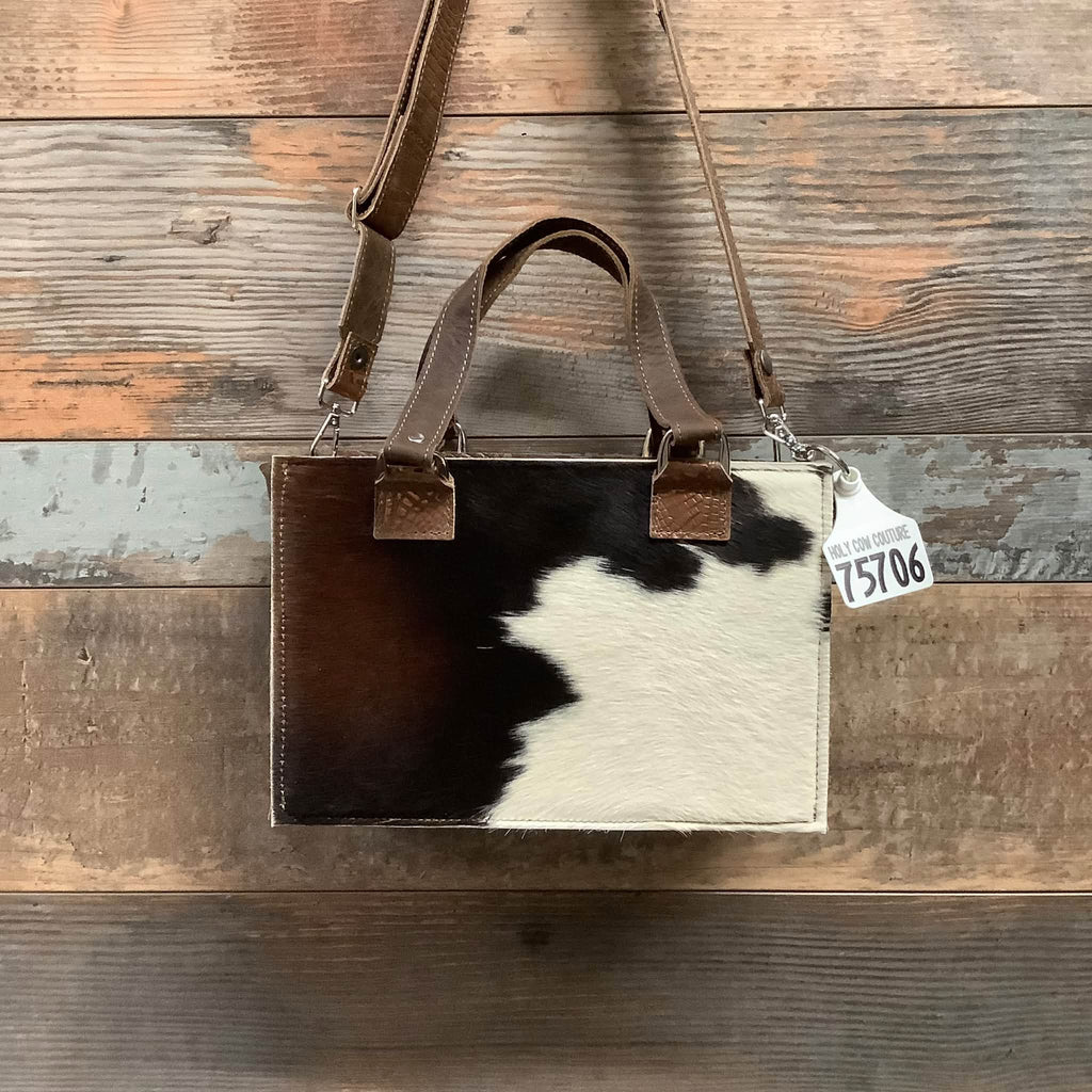 Small Town Tote #75706